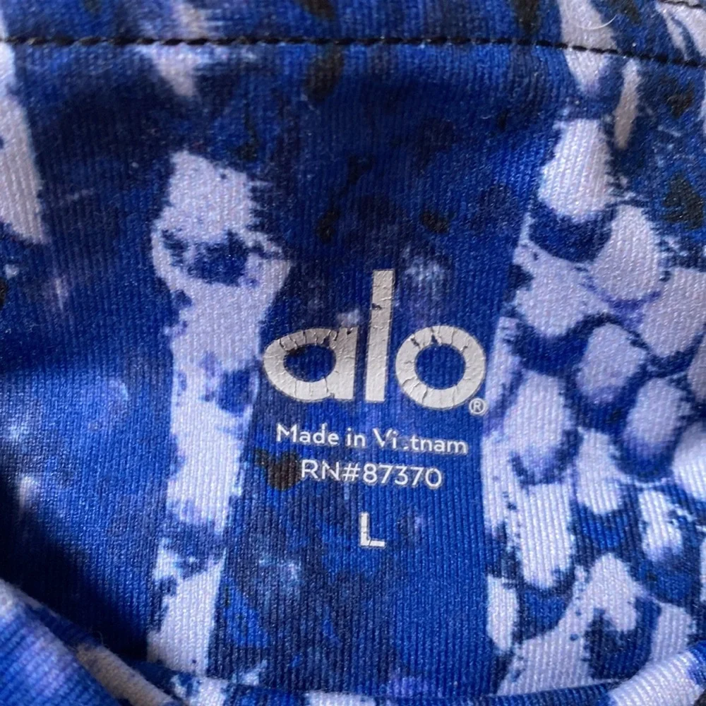 Alo Yoga | Airbrush Leggings in Electric Blue Python Size Large